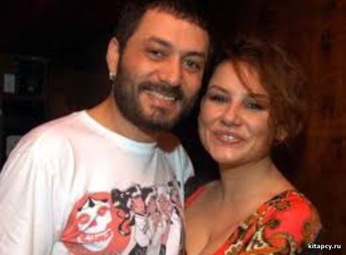 Oýnaş bilen "gezip" ady çykan meşhurlar