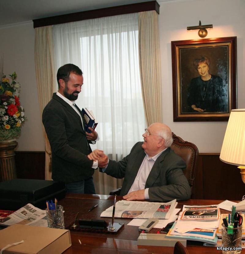 Dünýäni üýtgeden adam: Gadyrly dostum Mihail Gorbaçýow