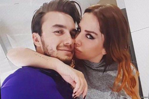 Oýnaş bilen "gezip" ady çykan meşhurlar