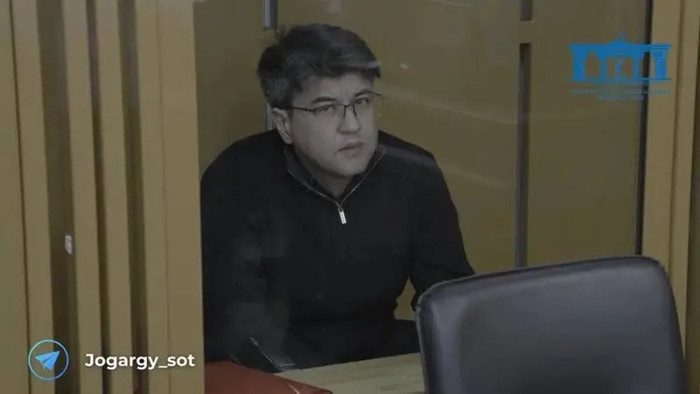 Saltanat Nukenowa: Syýasatçy, astrolog we Gazagystany özgerdip bilen jenaýat